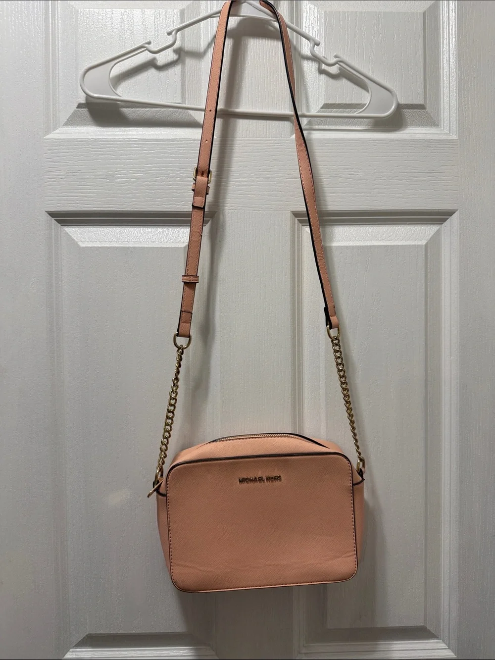 Michael Kors Peach Crossbody with Gold Chain Strap